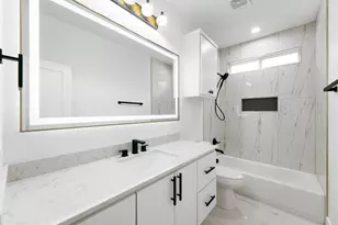 404 Pecan Dr, Dallas, TX 75203 - Photo 39