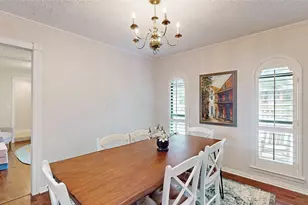 1402 Canadian Cir, Grand Prairie, TX 75050 - Photo 13