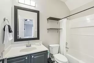 1460 Bristol Ln, Lewisville, TX 75077 - Photo 23