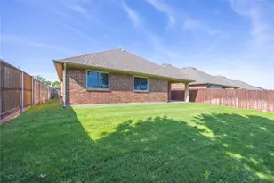 2340 Aurora Dr, Little Elm, TX 75068 - Photo 27