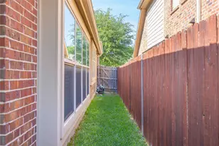 2340 Aurora Dr, Little Elm, TX 75068 - Photo 29