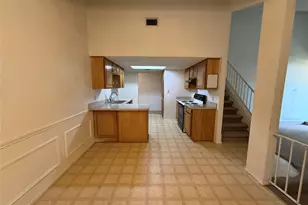 6011 Parkmeadow Dr, Arlington, TX 76018 - Photo 3