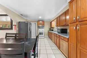6000 Forest Hill Dr, Forest Hill, TX 76119 - Photo 13