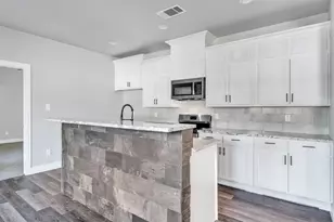 303 Pemberton St, White Settlement, TX 76108 - Photo 7
