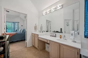 10009 White Ln, Irving, TX 75063 - Photo 15