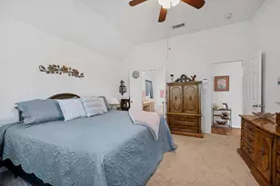 10009 White Ln, Irving, TX 75063 - Photo 13