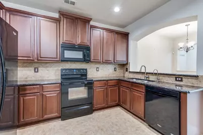3000 Peyton Brook Drive, Fort Worth, TX 76137 - Photo 9