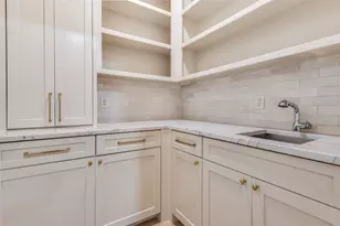 4207 Bonham St, Dallas, TX 75229 - Photo 15