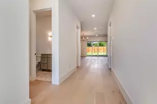 4207 Bonham St, Dallas, TX 75229 - Photo 19