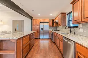 504 Bluebird Ln, Red Oak, TX 75154 - Photo 5