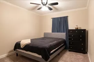 504 Bluebird Ln, Red Oak, TX 75154 - Photo 17