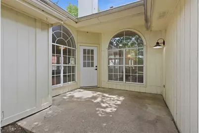 2801 Buena Vista Court, Carrollton, TX 75007 - Photo 31
