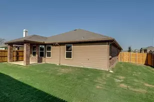 1001 Pigeon Hawk Drive, Little Elm, TX 75068 - Photo 15