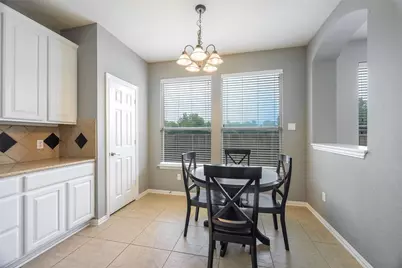 803 Cascades Drive, Allen, TX 75002 - Photo 9