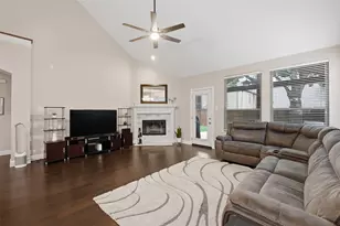 6974 Shoreview, Grand Prairie, TX 75054 - Photo 9
