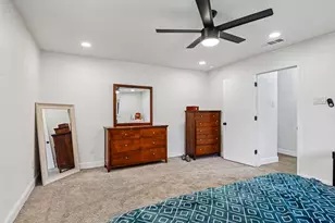 813 Oakbluff Dr, Lancaster, TX 75146 - Photo 19