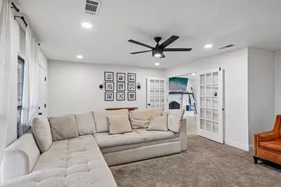 813 Oakbluff Drive, Lancaster, TX 75146 - Photo 13