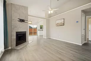 945 Ramblewood Dr, Lewisville, TX 75067 - Photo 5
