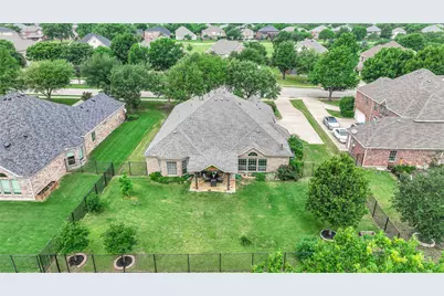 10302 Broadmoor Lane, Rowlett, TX 75089 - Photo 35