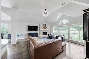 10302 Broadmoor Ln, Rowlett, TX 75089 - Photo 5