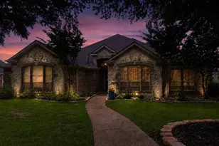10302 Broadmoor Ln, Rowlett, TX 75089 - Photo 1