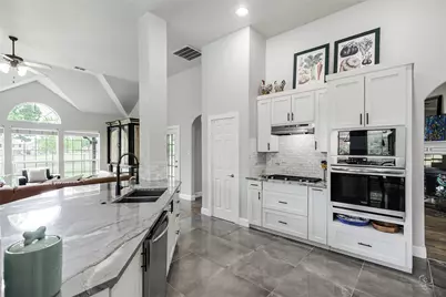 10302 Broadmoor Lane, Rowlett, TX 75089 - Photo 7