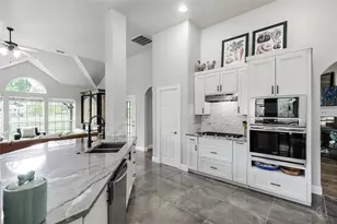 10302 Broadmoor Ln, Rowlett, TX 75089 - Photo 7