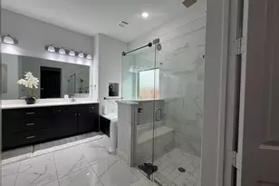 12513 Royal Oaks Ln, Farmers Branch, TX 75234 - Photo 19