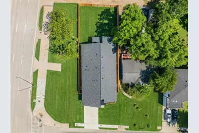 1736 Stoneman Street, Dallas, TX 75215 - Photo 27