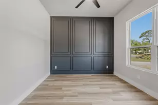 1736 Stoneman St, Dallas, TX 75215 - Photo 21