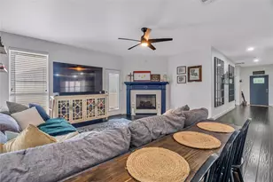 1105 Wenk Ct, Aubrey, TX 76227 - Photo 15