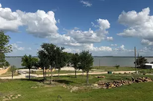 213 Meadow Pond Ct, Runaway Bay, TX 76426 - Photo 27