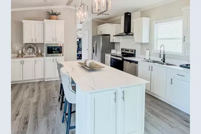 213 Meadow Pond Court, Runaway Bay, TX 76426 - Photo 5