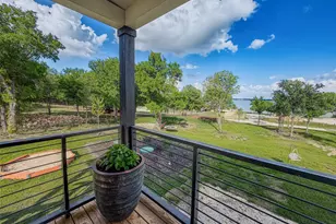213 Meadow Pond Ct, Runaway Bay, TX 76426 - Photo 23