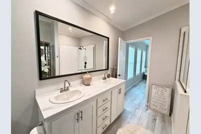 213 Meadow Pond Court, Runaway Bay, TX 76426 - Photo 7