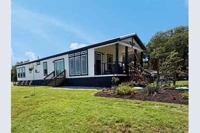 213 Meadow Pond Court, Runaway Bay, TX 76426 - Photo 19