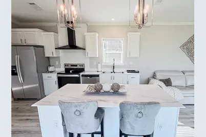 213 Meadow Pond Court, Runaway Bay, TX 76426 - Photo 13