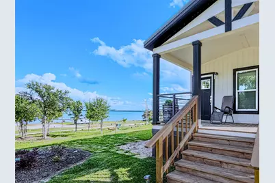 213 Meadow Pond Court, Runaway Bay, TX 76426 - Photo 21