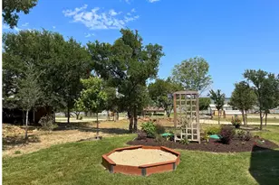 213 Meadow Pond Ct, Runaway Bay, TX 76426 - Photo 25