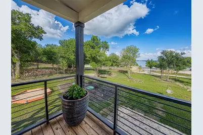 213 Meadow Pond Court, Runaway Bay, TX 76426 - Photo 19