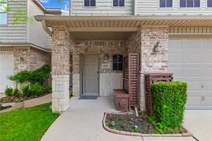 4263 Towne Lake Ct, Irving, TX 75061 - Photo 3