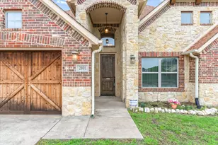 2001 Chapel Creek Dr, Kaufman, TX 75142 - Photo 9