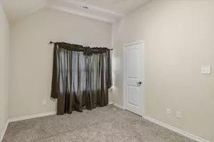 2001 Chapel Creek Dr, Kaufman, TX 75142 - Photo 23
