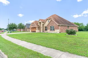 2001 Chapel Creek Dr, Kaufman, TX 75142 - Photo 7