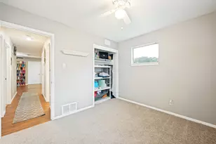 520 W Inwood Dr, Arlington, TX 76010 - Photo 23
