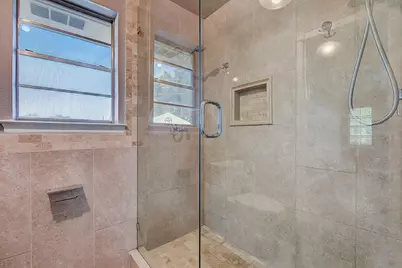 901 Lancaster Park Drive, Lancaster, TX 75146 - Photo 15