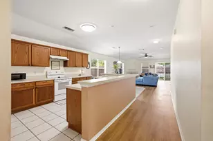 2310 Mallard Dr, Melissa, TX 75454 - Photo 9