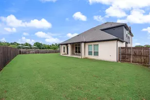 1539 Legacy Dr, Cedar Hill, TX 75104 - Photo 39