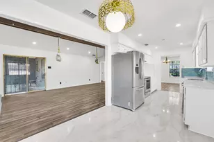 7027 Hunnicut Rd, Dallas, TX 75227 - Photo 15