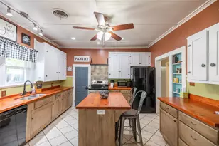 712 Tanglewood Dr, Clyde, TX 79510 - Photo 13